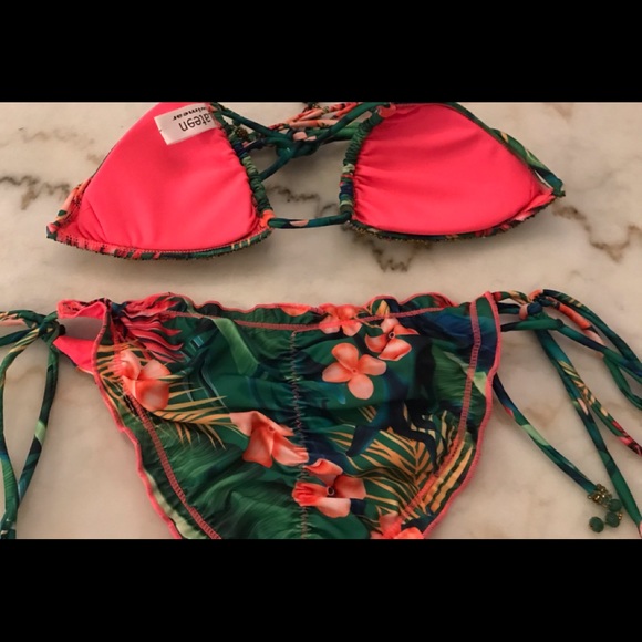 Floral Swim suit with gems - Picture 6 of 6